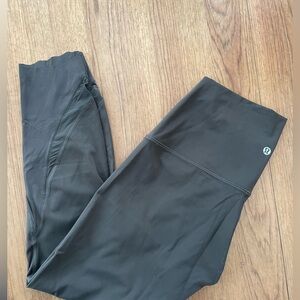 Lululemon Army Green Leggings 7/8 length,scalloped at the ankle,great condition
